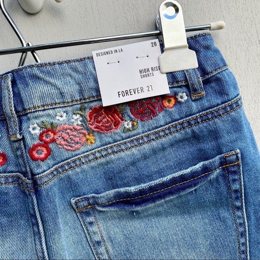 Forever21 High Rise Embroidered Jean Flowers - Picture 7 of 8